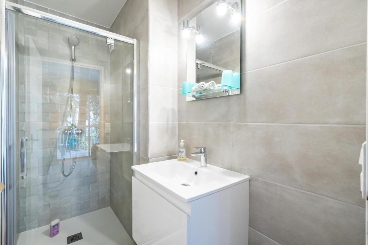 Spacious Apartment At A 5 Min Walk From The Beach Antibes Zewnętrze zdjęcie