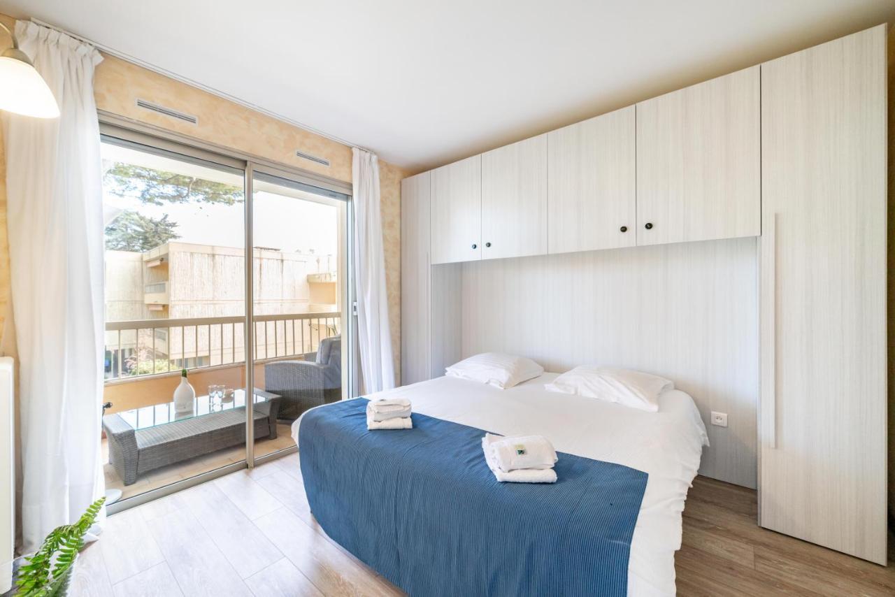 Spacious Apartment At A 5 Min Walk From The Beach Antibes Zewnętrze zdjęcie