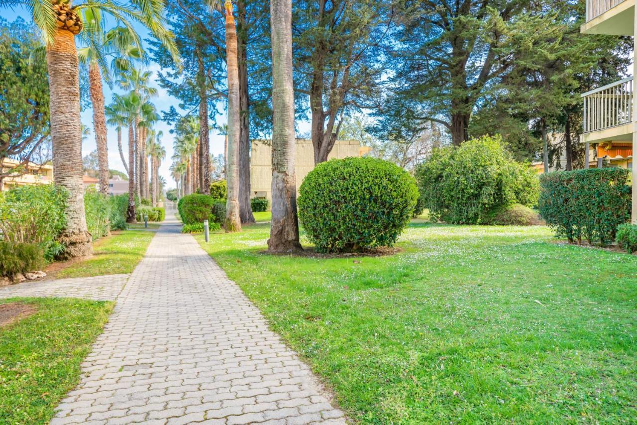 Spacious Apartment At A 5 Min Walk From The Beach Antibes Zewnętrze zdjęcie