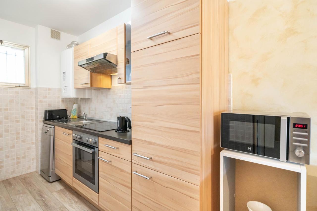 Spacious Apartment At A 5 Min Walk From The Beach Antibes Zewnętrze zdjęcie