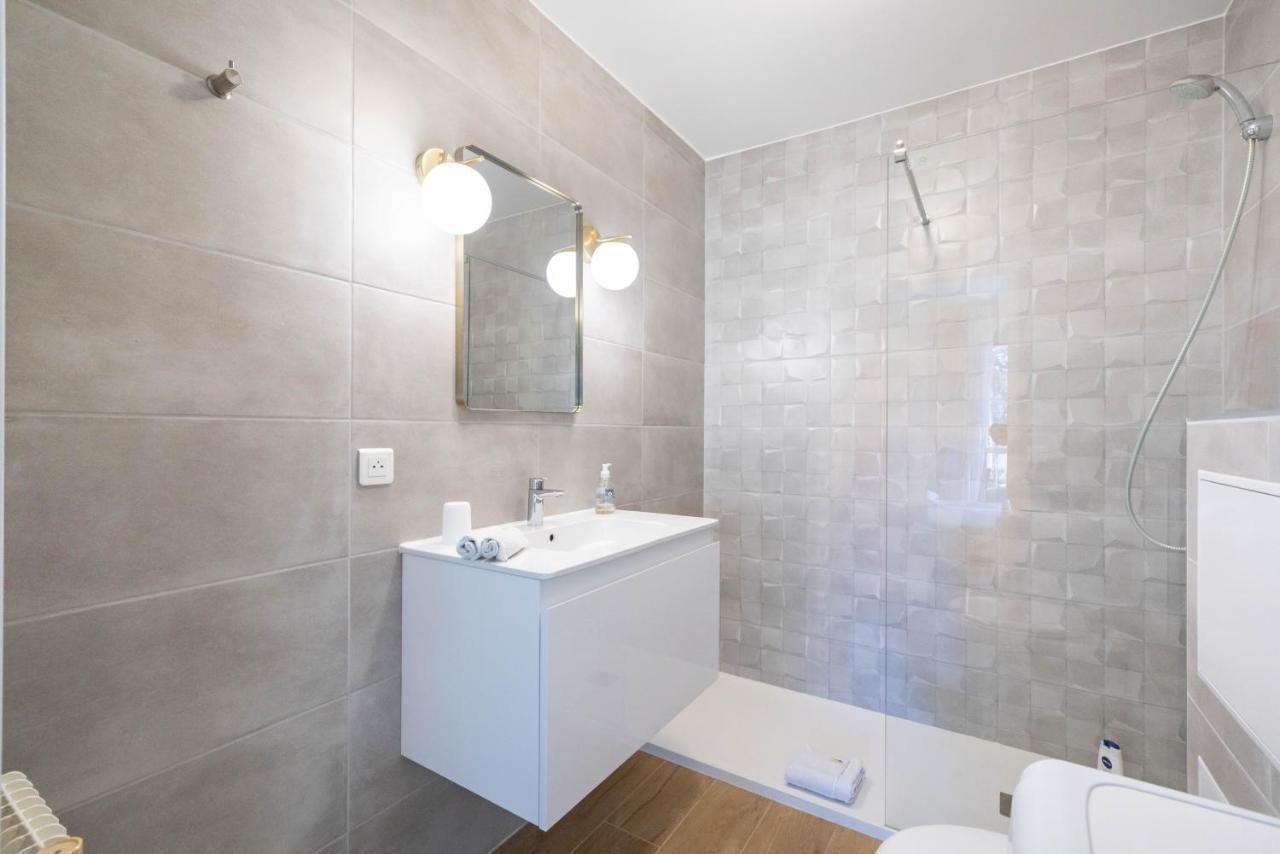 Spacious Apartment At A 5 Min Walk From The Beach Antibes Zewnętrze zdjęcie