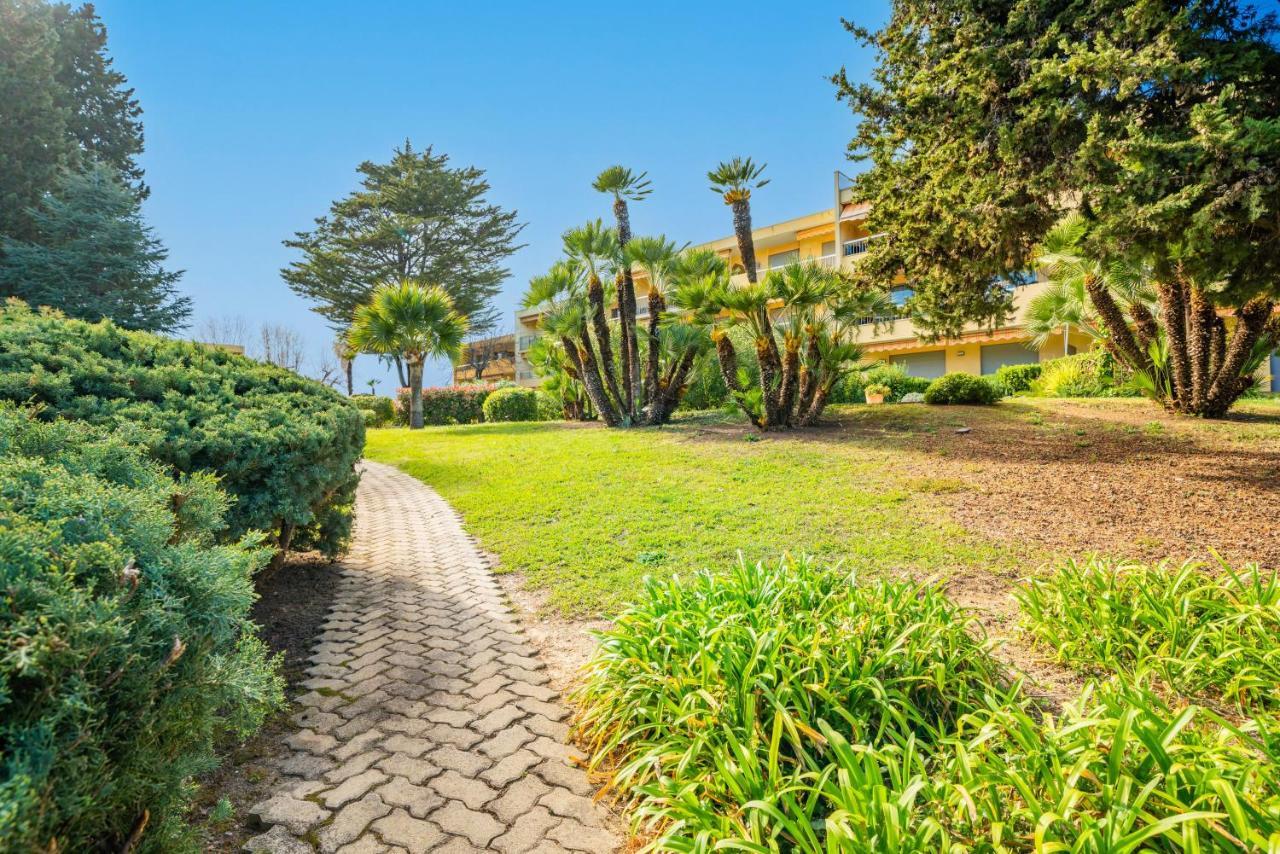 Spacious Apartment At A 5 Min Walk From The Beach Antibes Zewnętrze zdjęcie