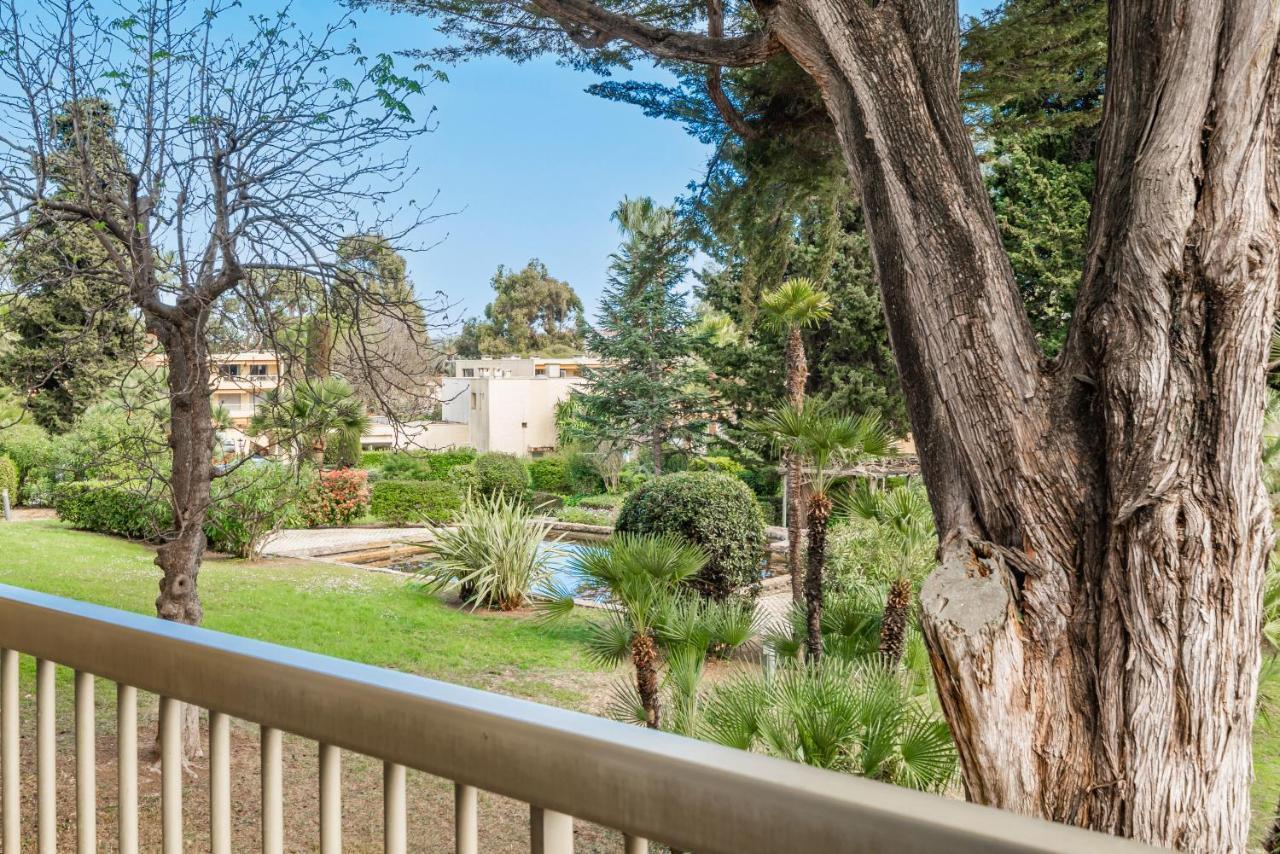 Spacious Apartment At A 5 Min Walk From The Beach Antibes Zewnętrze zdjęcie