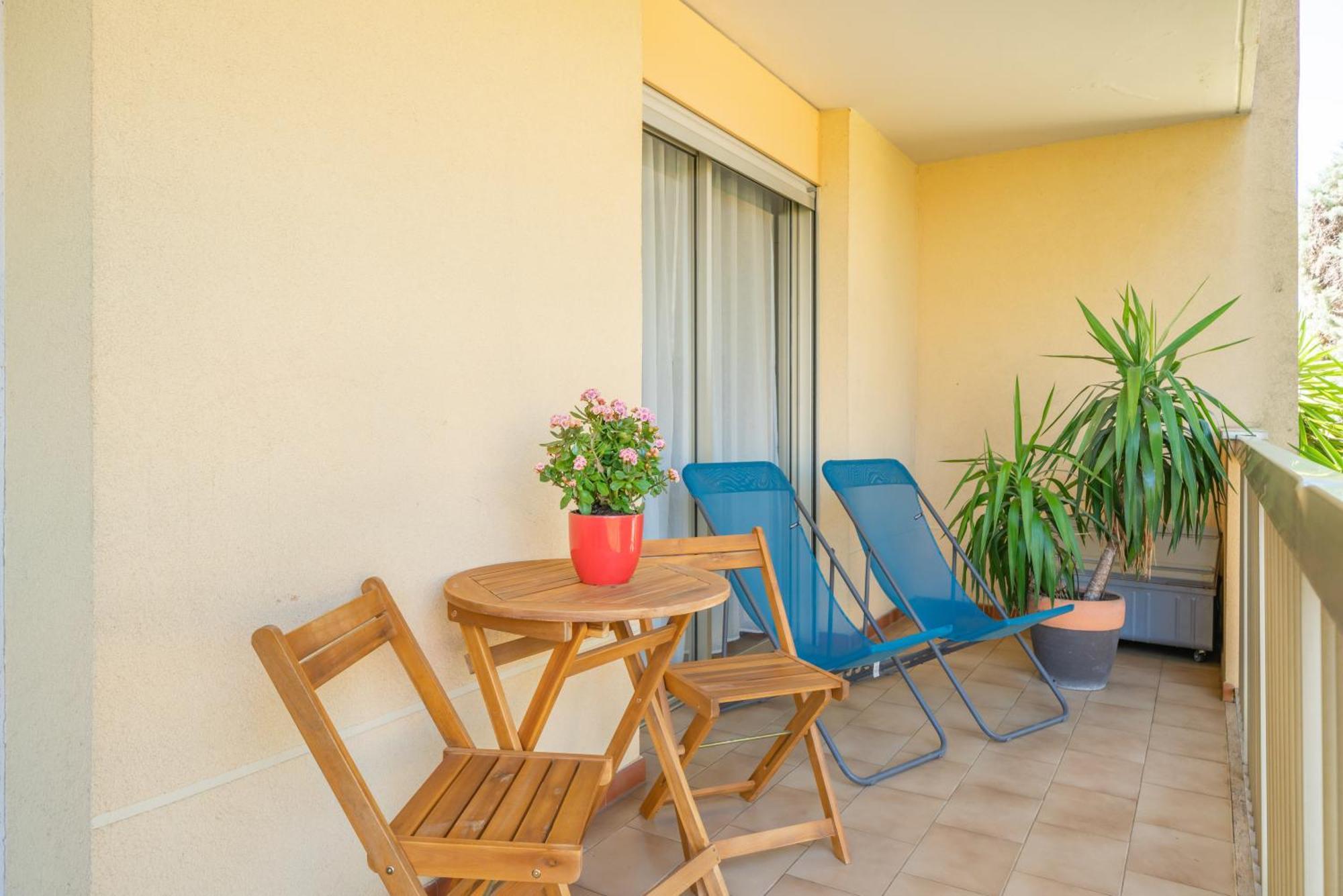 Spacious Apartment At A 5 Min Walk From The Beach Antibes Zewnętrze zdjęcie