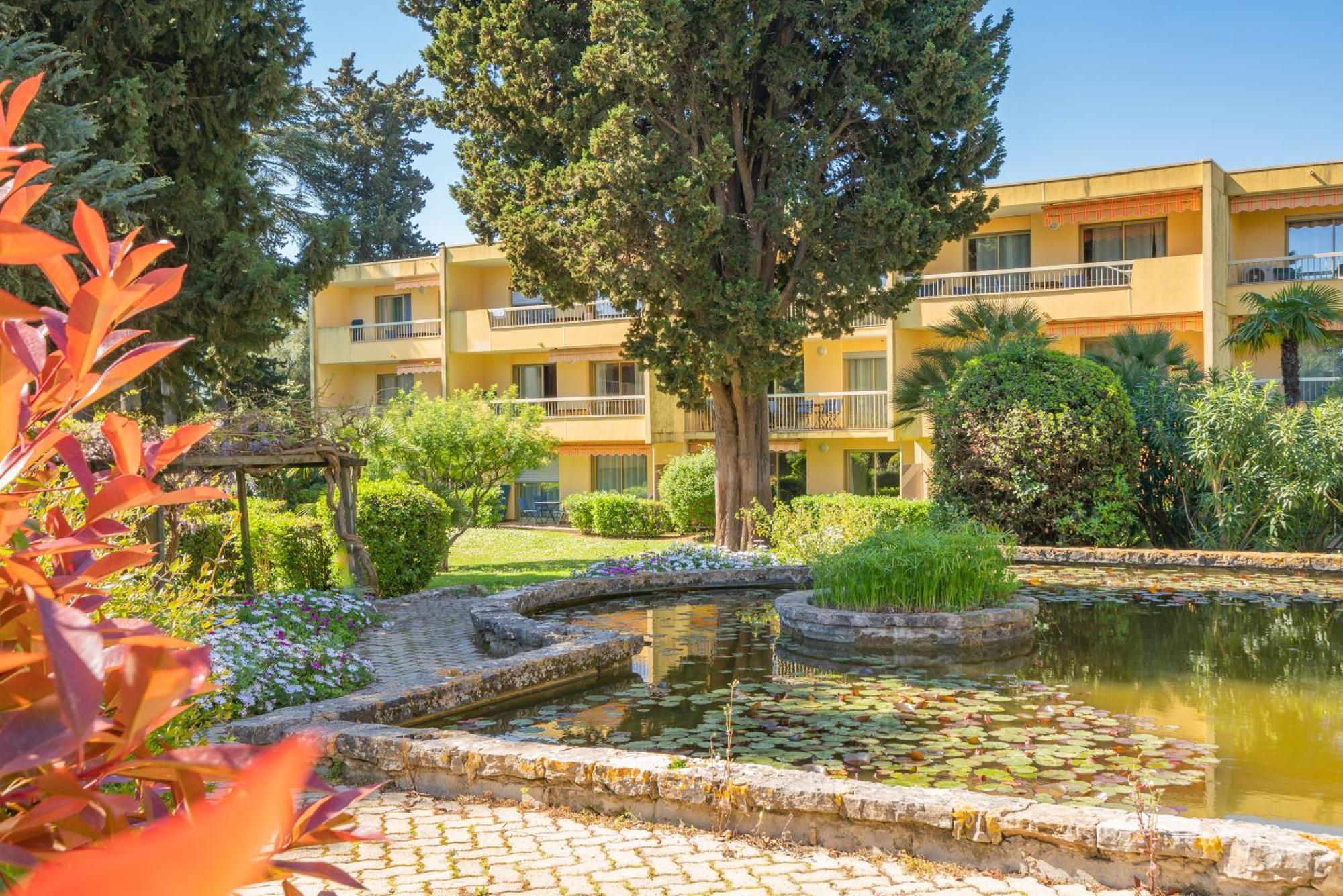 Spacious Apartment At A 5 Min Walk From The Beach Antibes Zewnętrze zdjęcie