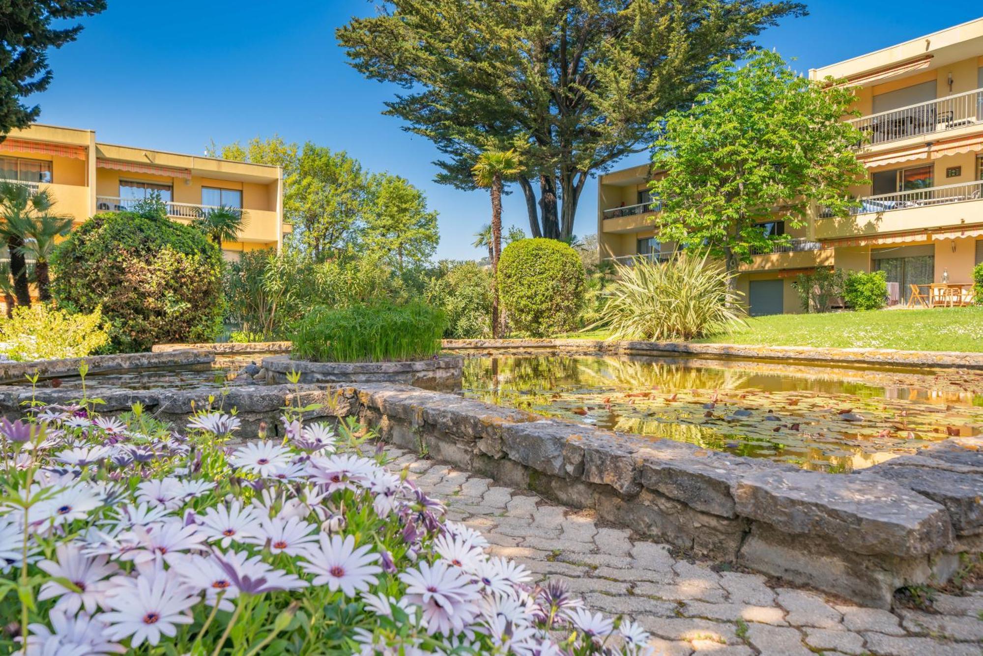 Spacious Apartment At A 5 Min Walk From The Beach Antibes Zewnętrze zdjęcie