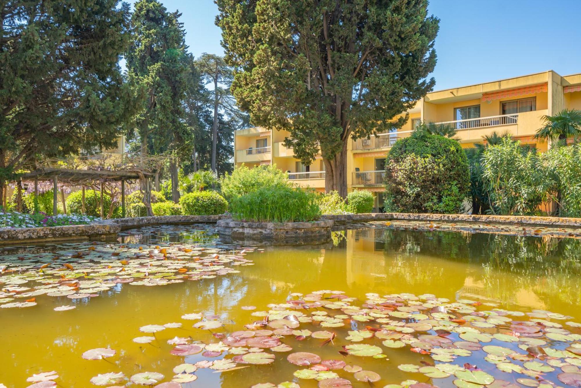 Spacious Apartment At A 5 Min Walk From The Beach Antibes Zewnętrze zdjęcie